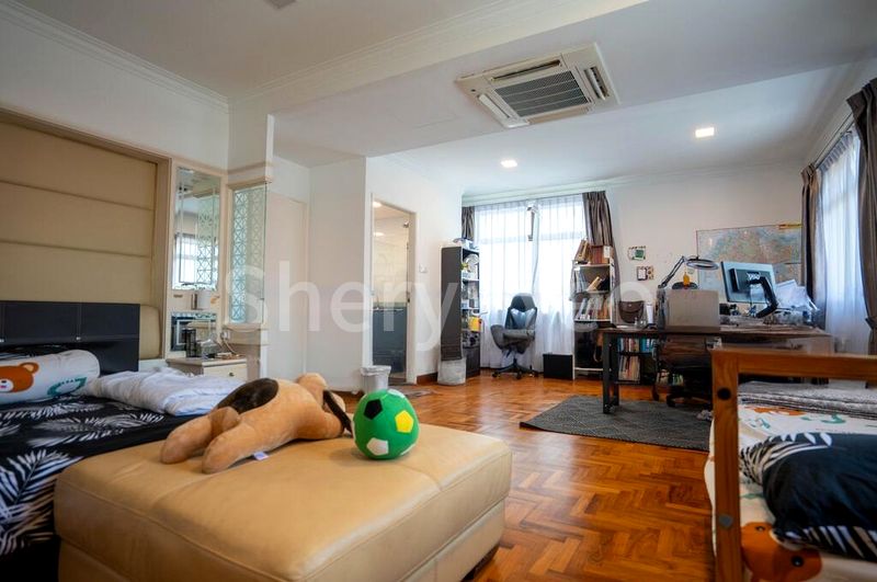 5 Bed Terraced House (Landed) for Sale in  Ria Townhouses - Image 12