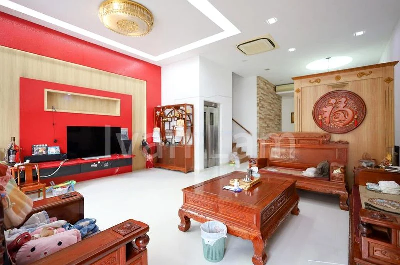 5 Bed Terraced House (Landed) for Sale in The Shoreline Residences II - Image 2