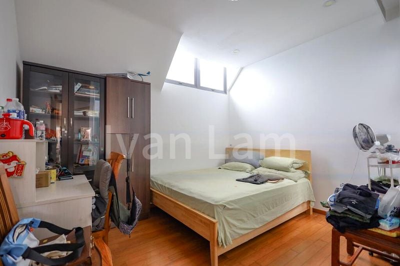 5 Bed Terraced House (Landed) for Sale in The Shoreline Residences II - Image 7