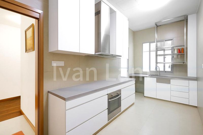 5 Bed Terraced House (Landed) for Sale in The Shoreline Residences II - Image 17