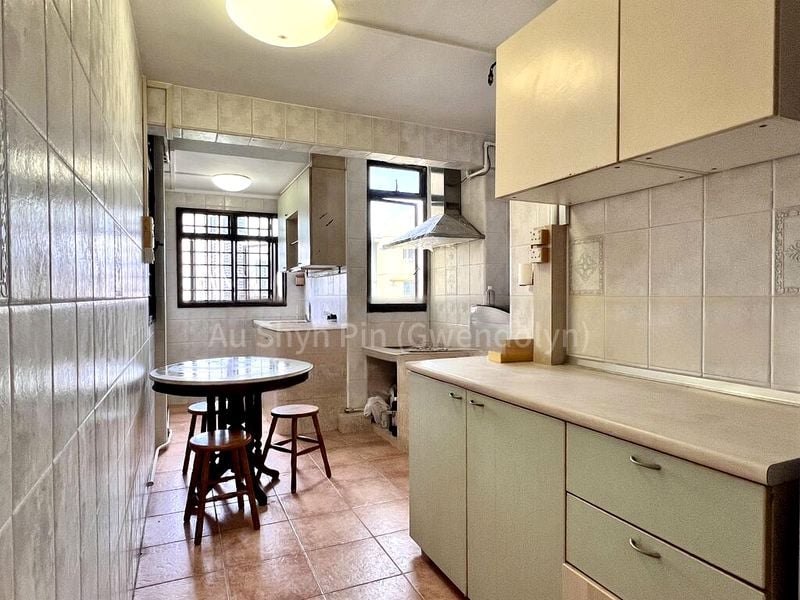 3 Room (3STD) HDB for Sale in 82 Commonwealth Close - Image 3