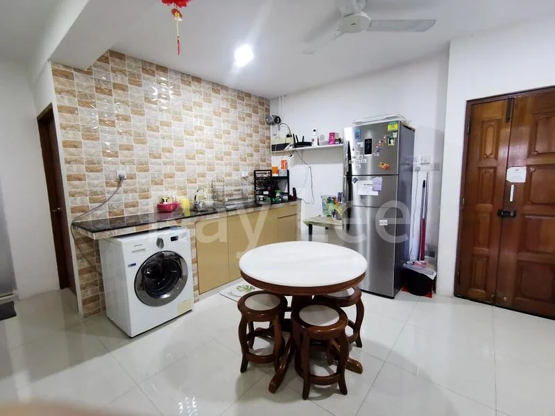 Room (Condo) for Rent in  People's Park Centre - Image 5