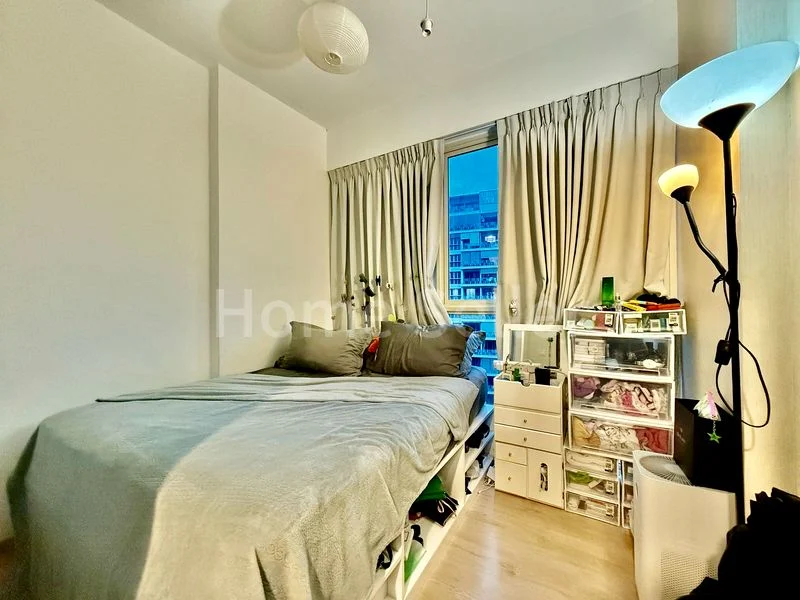 3 Bed Executive Condo for Sale in Watercolours - Image 7