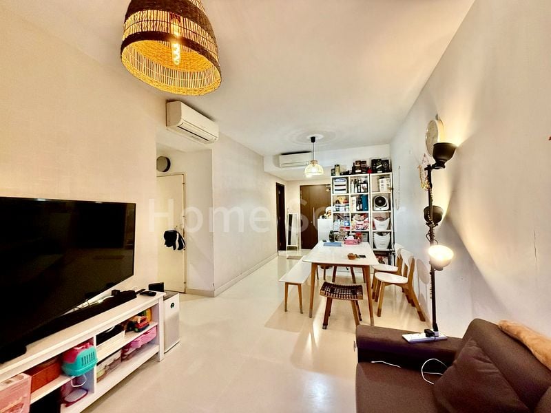 3 Bed Executive Condo for Sale in Watercolours - Image 1