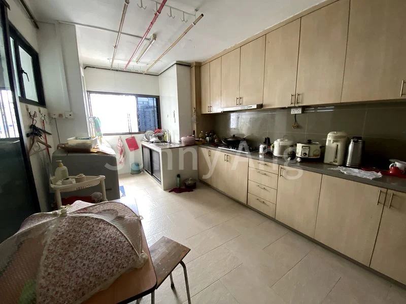 Common Room (HDB) for Rent in  320 Jurong East Street 31 - Image 30