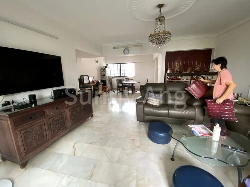 Common Room (HDB) for Rent in  320 Jurong East Street 31 - Image 9