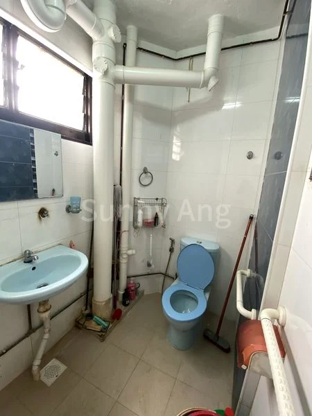 Common Room (HDB) for Rent in  320 Jurong East Street 31 - Image 10