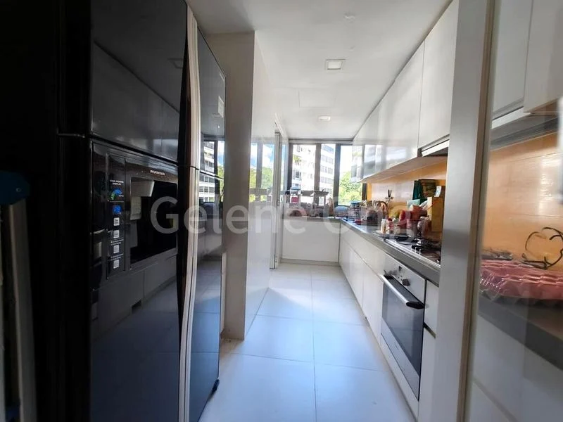 3 Bed Condo for Sale in  The Interlace - Image 4