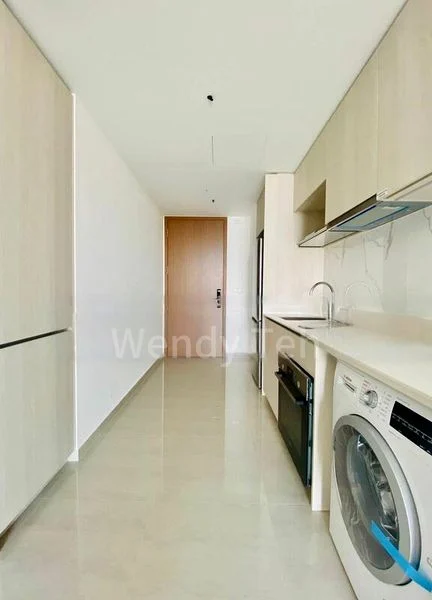 2 Bed Condo for Rent in  Whistler Grand - Image 1