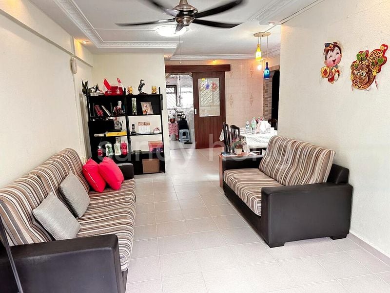 4 Room (4NG) HDB for Sale in 473 Jurong West Street 41 - Image 1