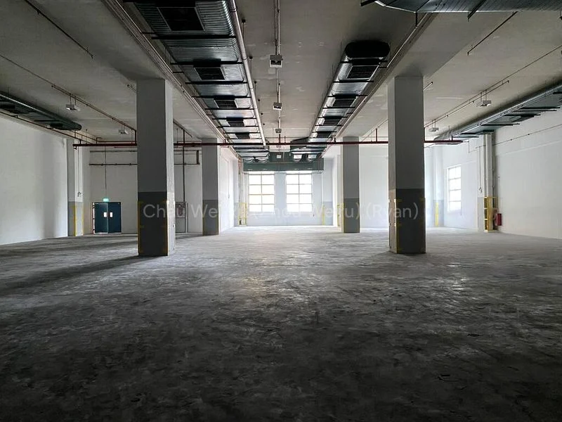Factory / Workshop (B2) for Rent: Pandan | Corp Image | 6m High | Ample Loading Bays - Image 5