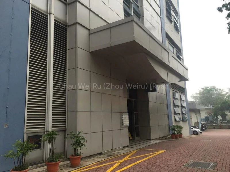 Factory / Workshop (B2) for Rent: Pandan | Corp Image | 6m High | Ample Loading Bays - Image 3