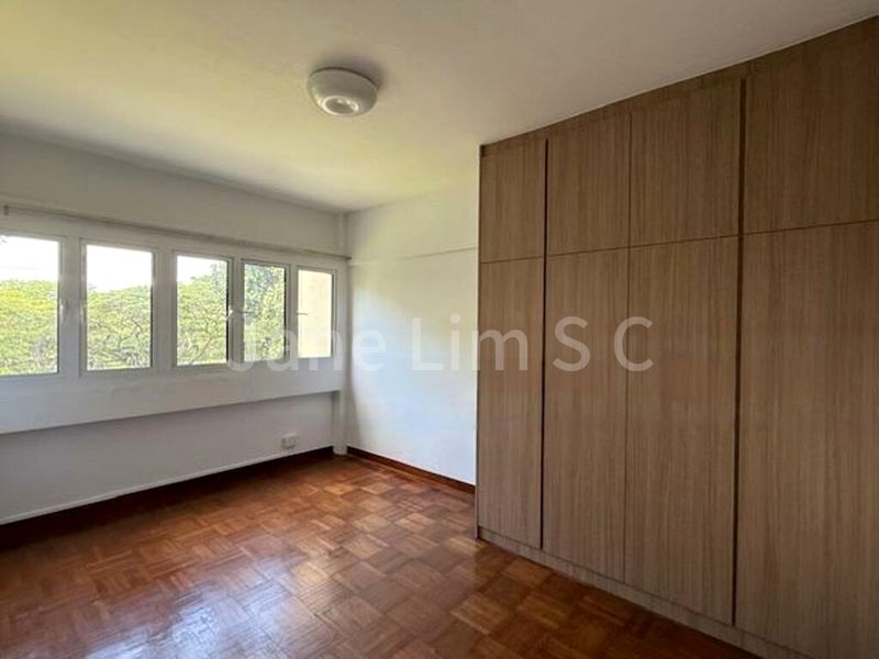 4 Bed Apartment (Condo) for Rent in Neptune Court - Image 9