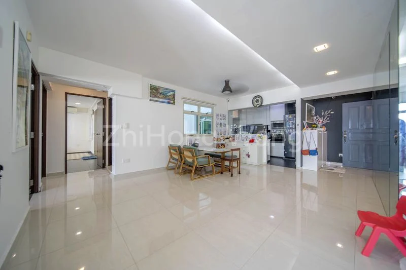 5 Room (5I) HDB for Sale in  202A Punggol Field - Image 12