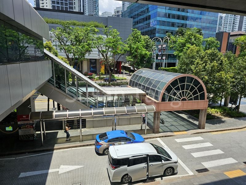 Mall Shop for Rent in Far East Plaza - Image 1