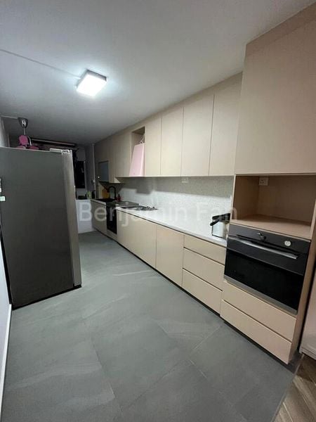 Common Room (HDB) for Rent in  801 Woodlands Street 81 - Image 4