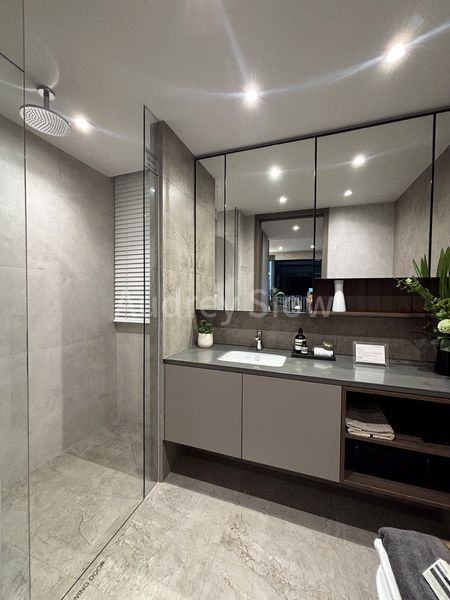 4 Bed Condo for Sale in  Norwood Grand - Image 4