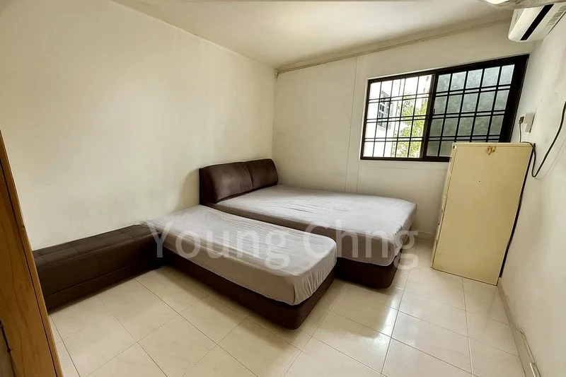 Common Room (HDB) for Rent in  648 Hougang Avenue 8 - Image 1