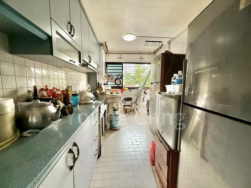 Common Room (HDB) for Rent in  648 Hougang Avenue 8 - Image 5