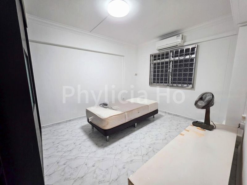 Common Room (HDB) for Rent in  140 Rivervale Street - Image 3