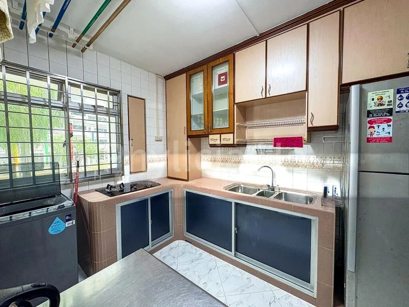 Common Room (HDB) for Rent in  140 Rivervale Street - Image 8