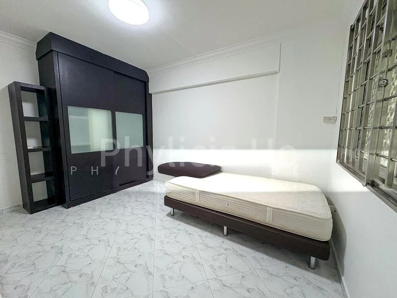 Common Room (HDB) for Rent in  140 Rivervale Street - Image 10