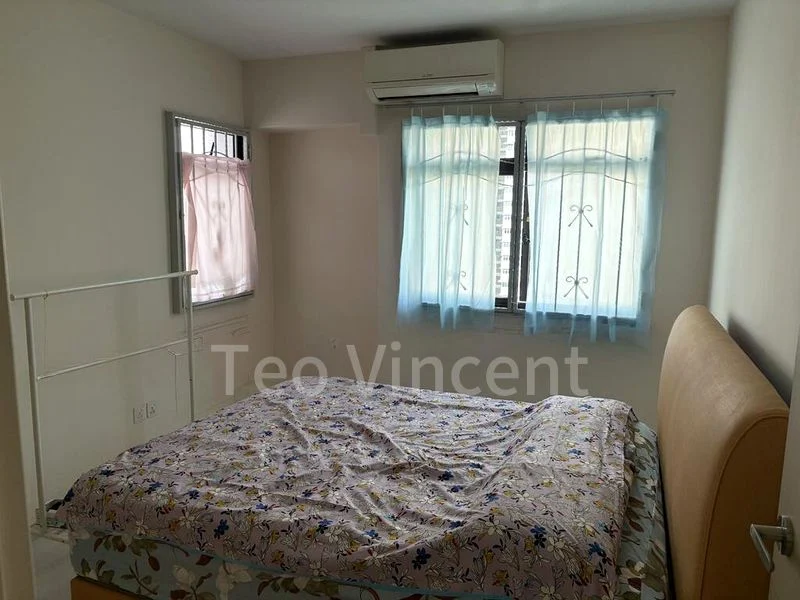 4 Room (4NG) HDB for Sale in  64 Teban Gardens Road - Image 8