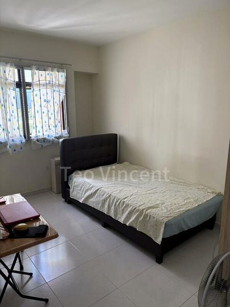 4 Room (4NG) HDB for Sale in  64 Teban Gardens Road - Image 3