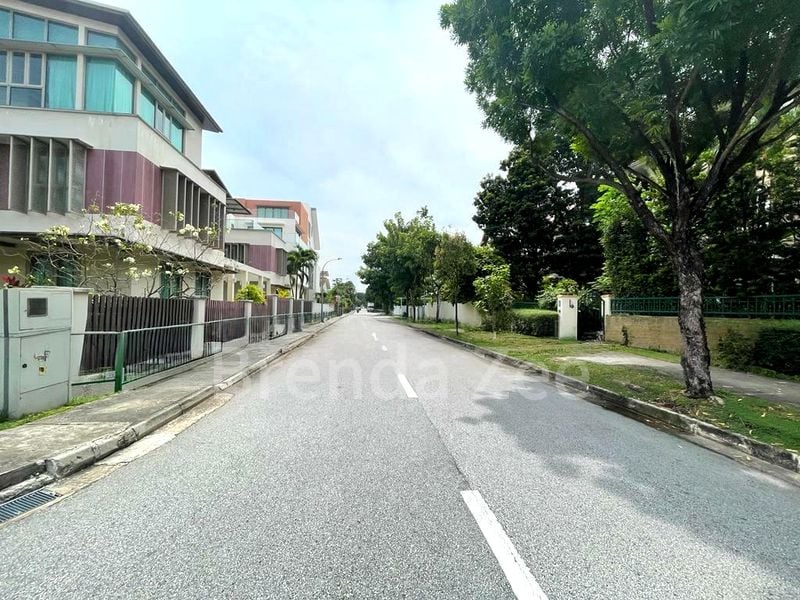 6 Bed Bungalow (Landed) for Rent in Duchess Garden - Image 16