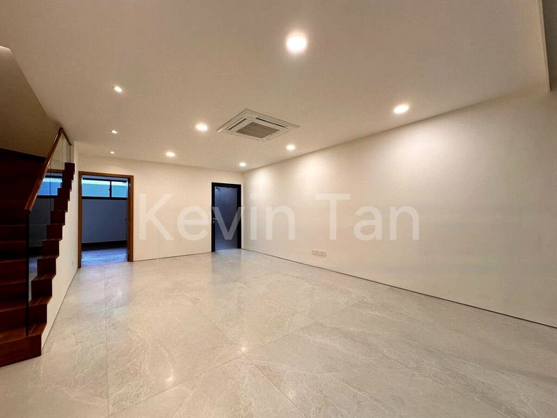 7 Bed Terraced House (Landed) for Sale in Opera Estate - Image 15