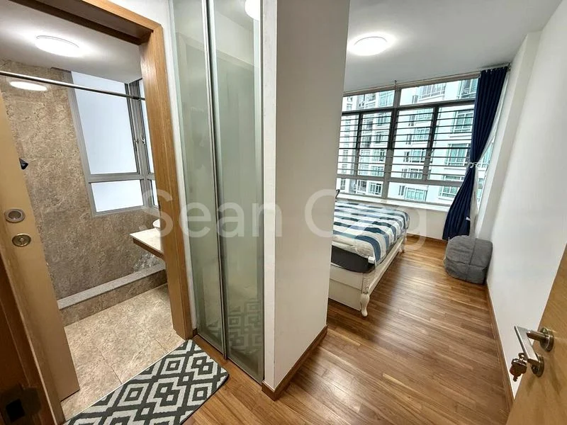 Room (Condo) for Rent in  The Lakeshore - Image 10