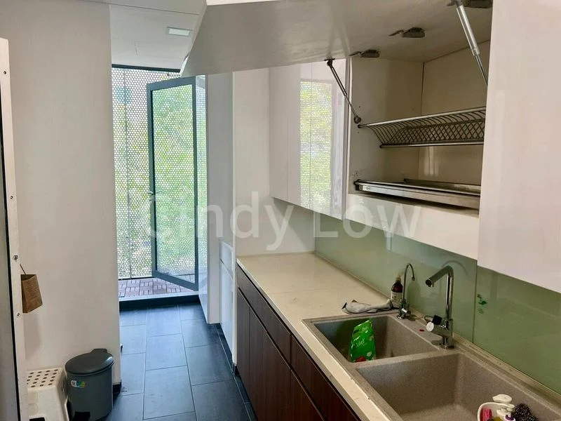 Common Room (Condo) for Rent in  1 Moulmein Rise - Image 4