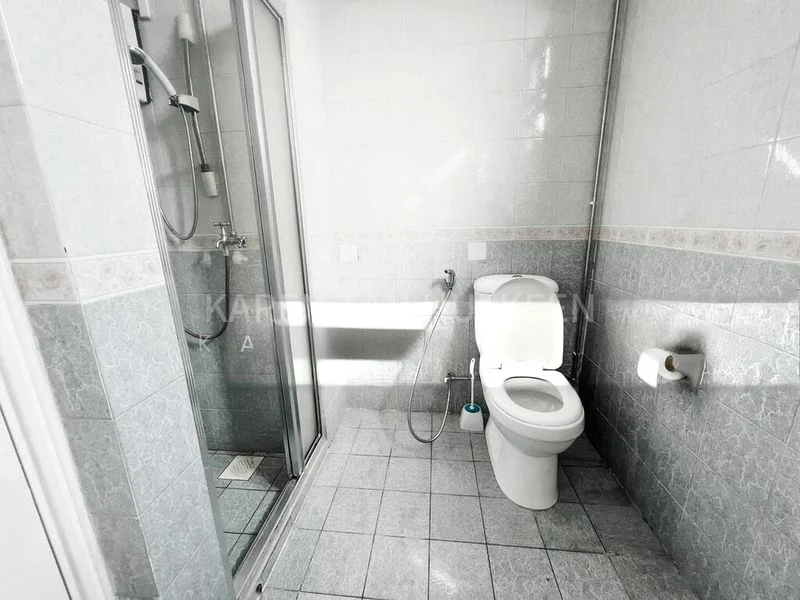 Common Room (Condo) for Rent in  Arthur Mansions - Image 3