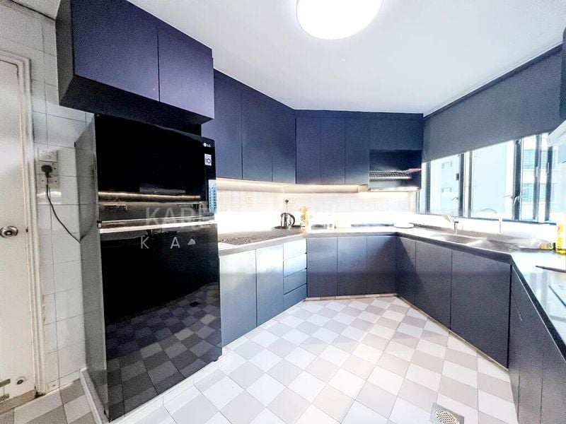 Common Room (Condo) for Rent in  Arthur Mansions - Image 7