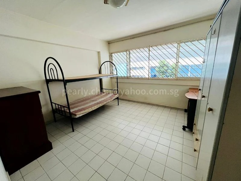 Common Room (HDB) for Rent in  213 Tampines Street 23 - Image 5