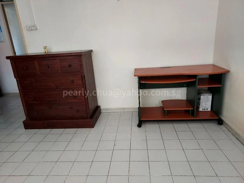 Common Room (HDB) for Rent in  213 Tampines Street 23 - Image 3