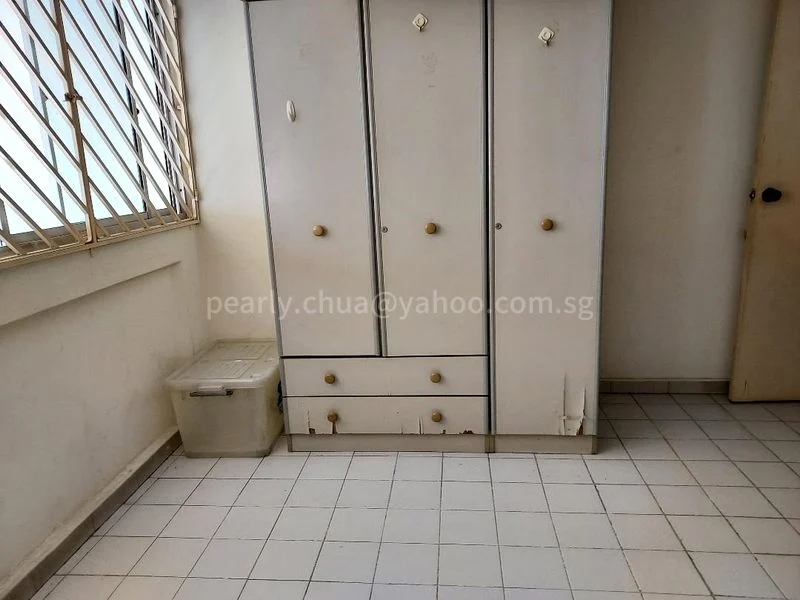 Common Room (HDB) for Rent in  213 Tampines Street 23 - Image 4