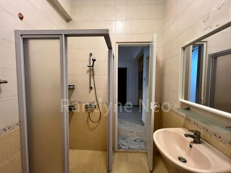 Common Room (Condo) for Rent in  Kum Hing Court - Image 3