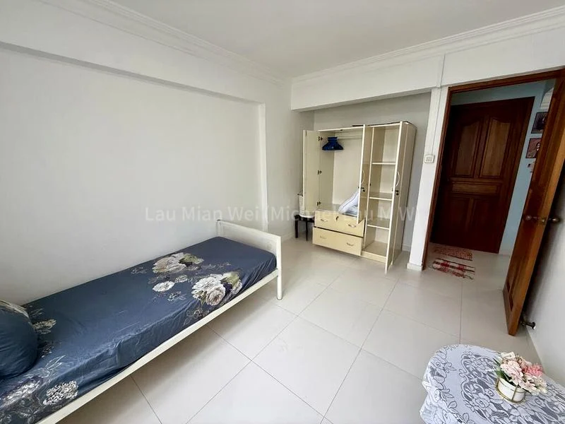 Common Room (HDB) for Rent in  867 Yishun Street 81 - Image 4