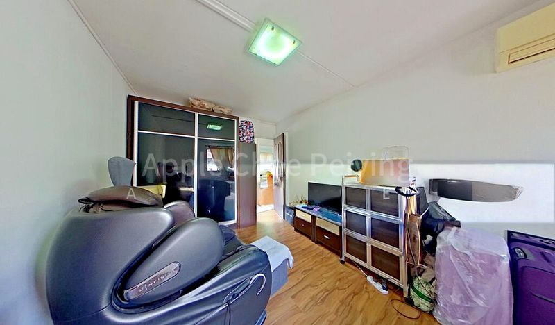 4 Room (4A) HDB for Sale in  226 Tampines Street 23 - Image 2