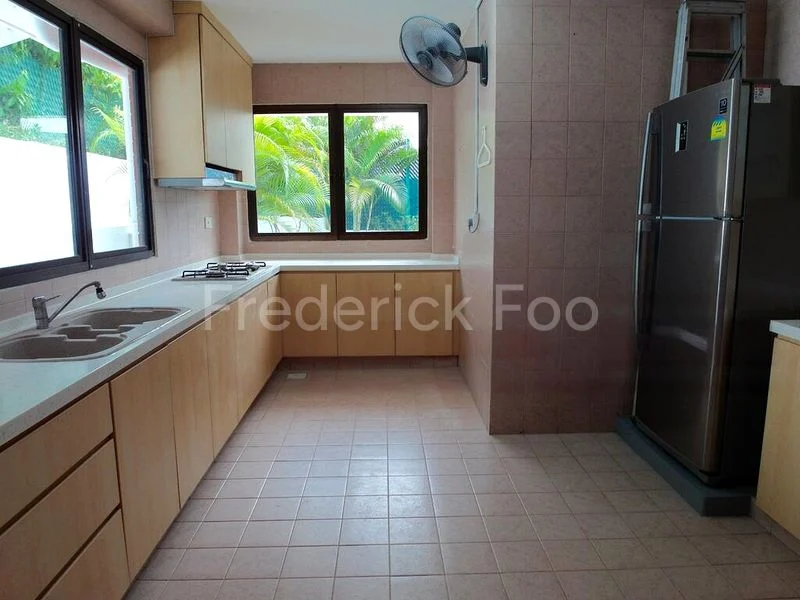 4 Bed Semi-Detached House (Landed) for Rent in  Jalan Ampang - Image 8
