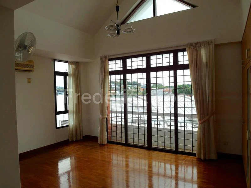 4 Bed Semi-Detached House (Landed) for Rent in  Jalan Ampang - Image 2