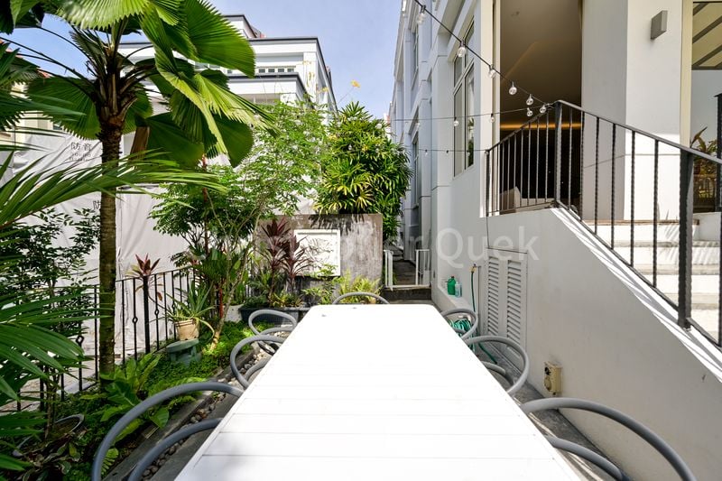 4+1 Bed Semi-Detached House (Landed) for Sale in  Kingsville - Image 20