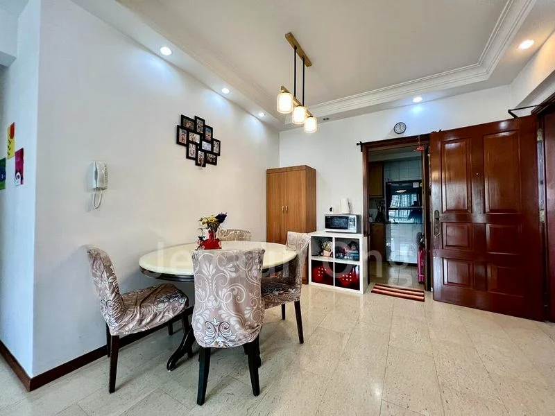 3 Bed Condo for Rent in  Evergreen Park - Image 9