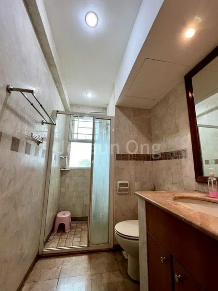 3 Bed Condo for Rent in  Evergreen Park - Image 1