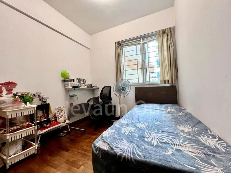 3 Bed Condo for Rent in  Evergreen Park - Image 4