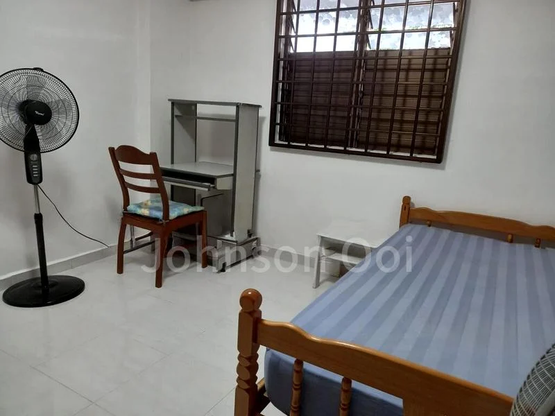 Room (HDB) for Rent in 157 Lorong 1 Toa Payoh - Image 1