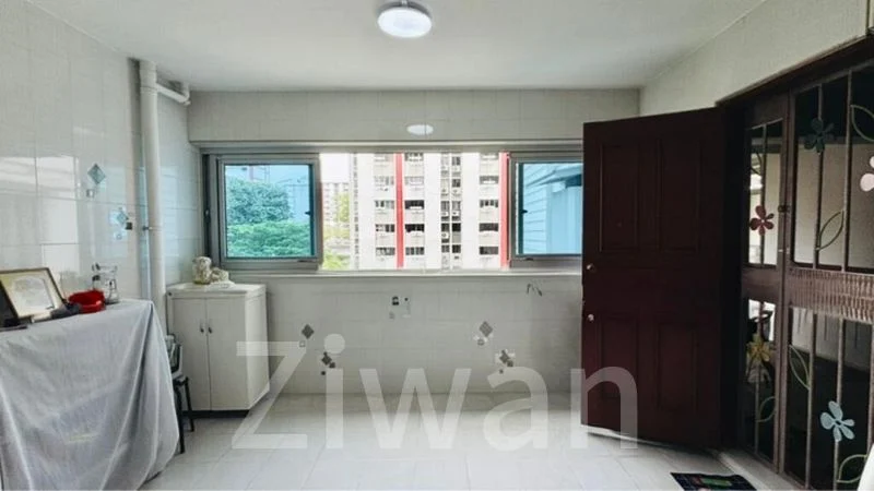 5 Room (5A) HDB for Rent in 613 Clementi West Street 1 - Image 7
