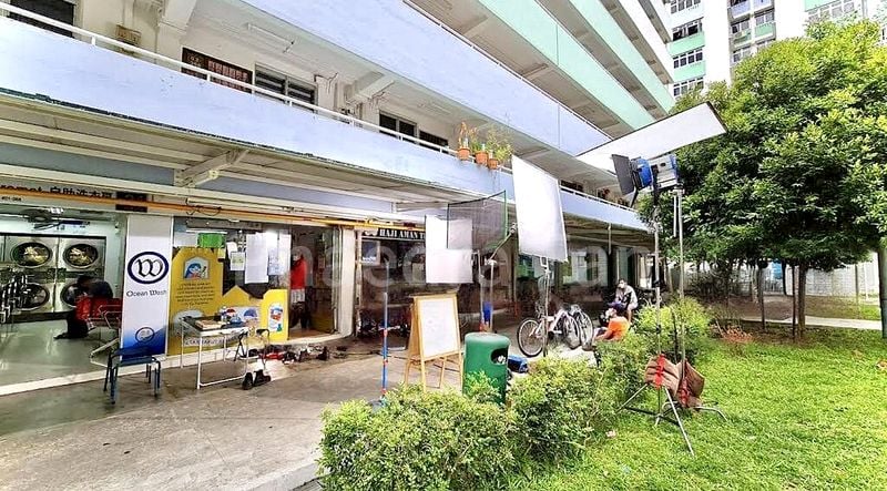 Shop / Shophouse for Rent: 176 Boon Lay Drive Shop - Image 5