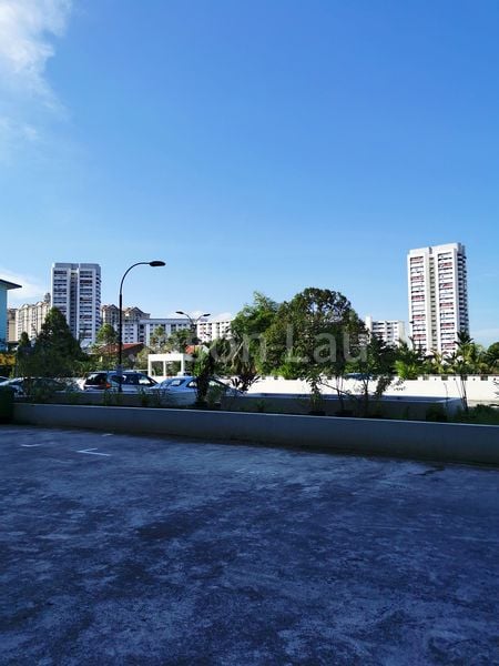 Light Industrial (B1) for Rent: Midview City - Image 1